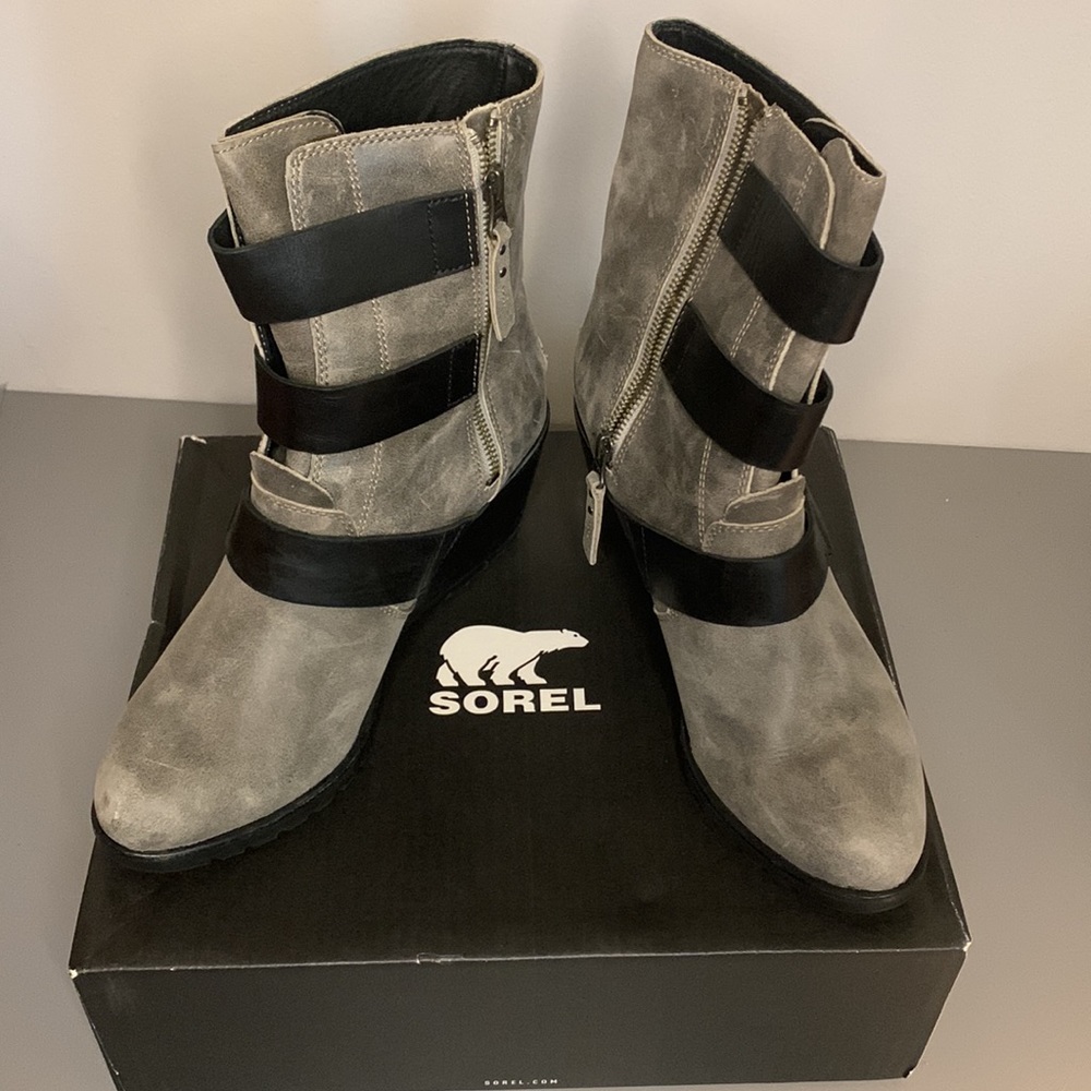NIB SOREL After Hours Wedge Bootie in Quarry Sz 10